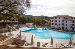 Magnifique appt 85m2, terrasses 30m2, piscine, tennis, Porto-Vecchio